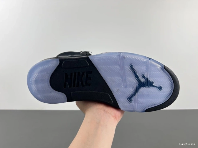 5 Air HF3975-001 Reimagined Metallic Black Jordan 0804